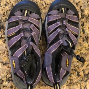 Keen Women's Clearwater Purple Sandals